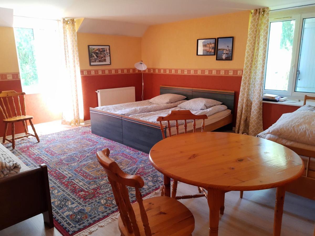 Bed and Breakfast Moulin De La Fleuristerie Orges Экстерьер фото
